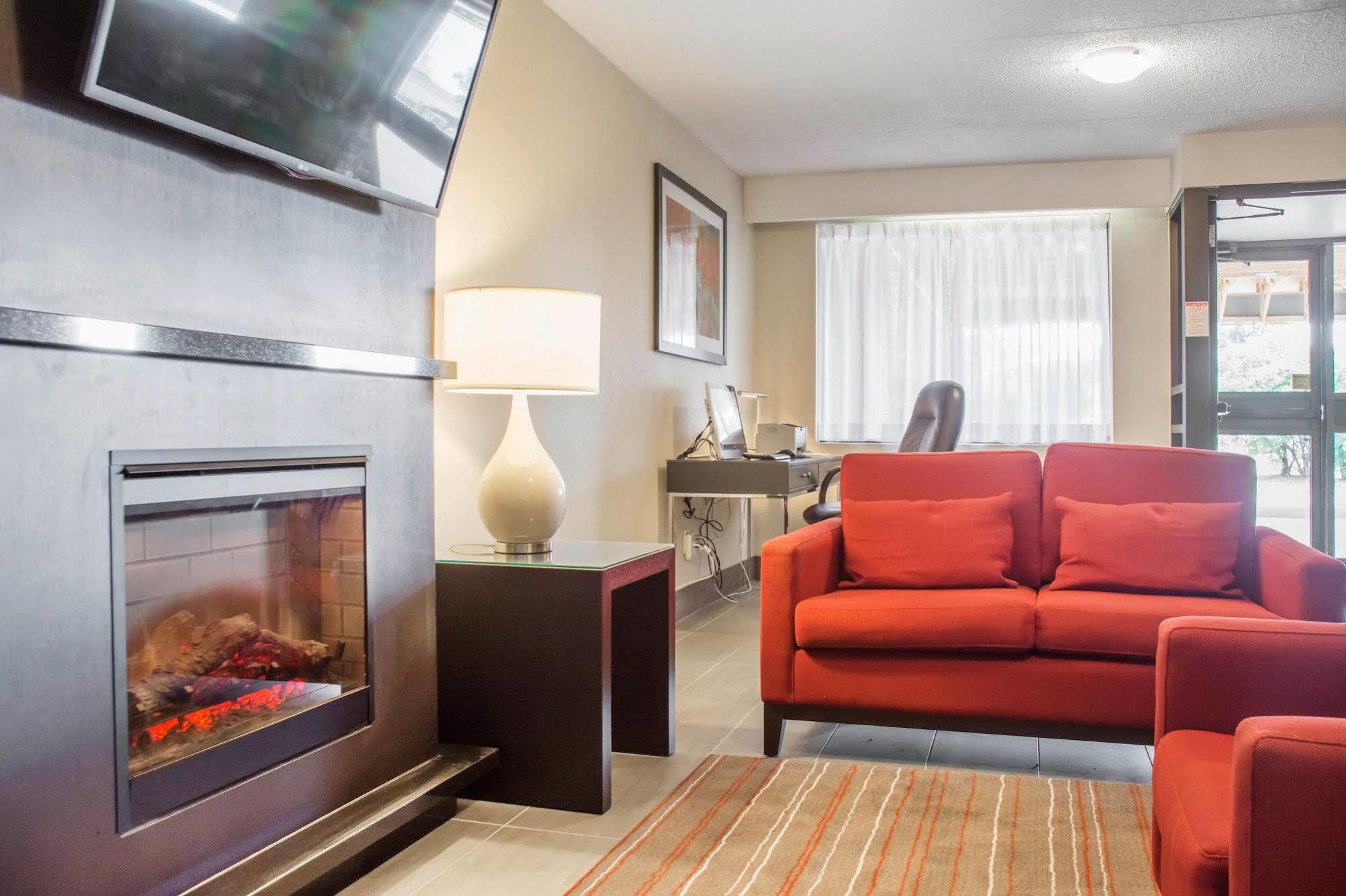 Comfort Inn برانتفورد المظهر الخارجي الصورة