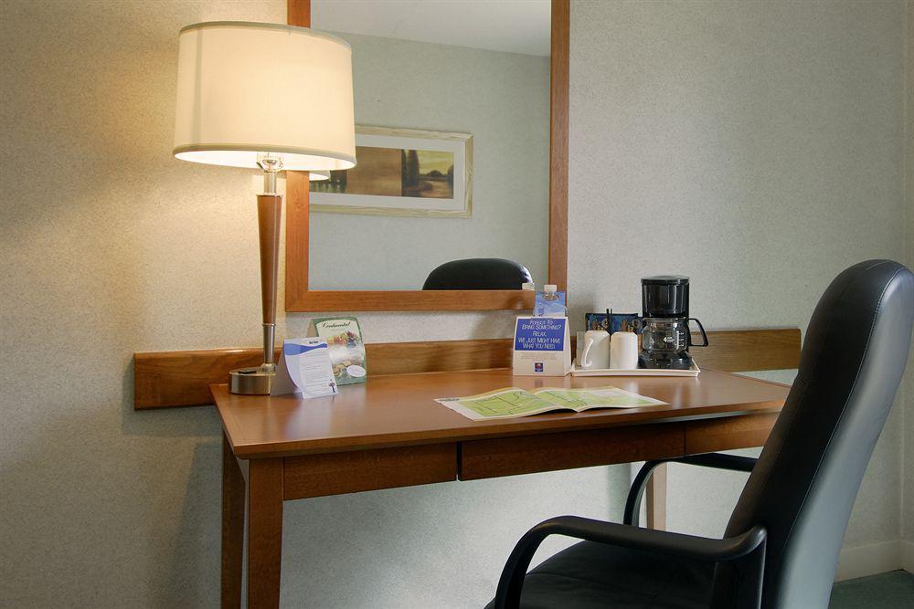 Comfort Inn برانتفورد الغرفة الصورة